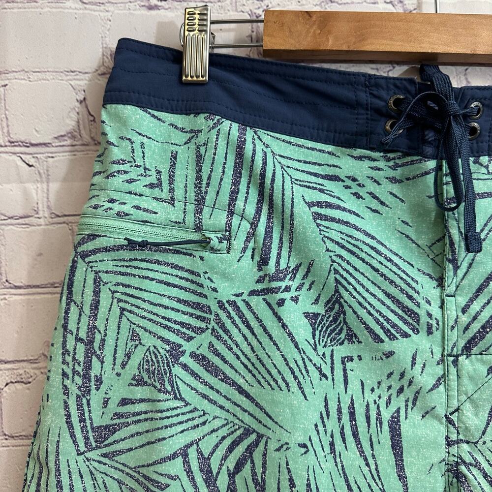 Patagonia Men's Stretch Wavefarer Board Shorts Rain Fern Speckle Size 36 Beach - Picture 2 of 9